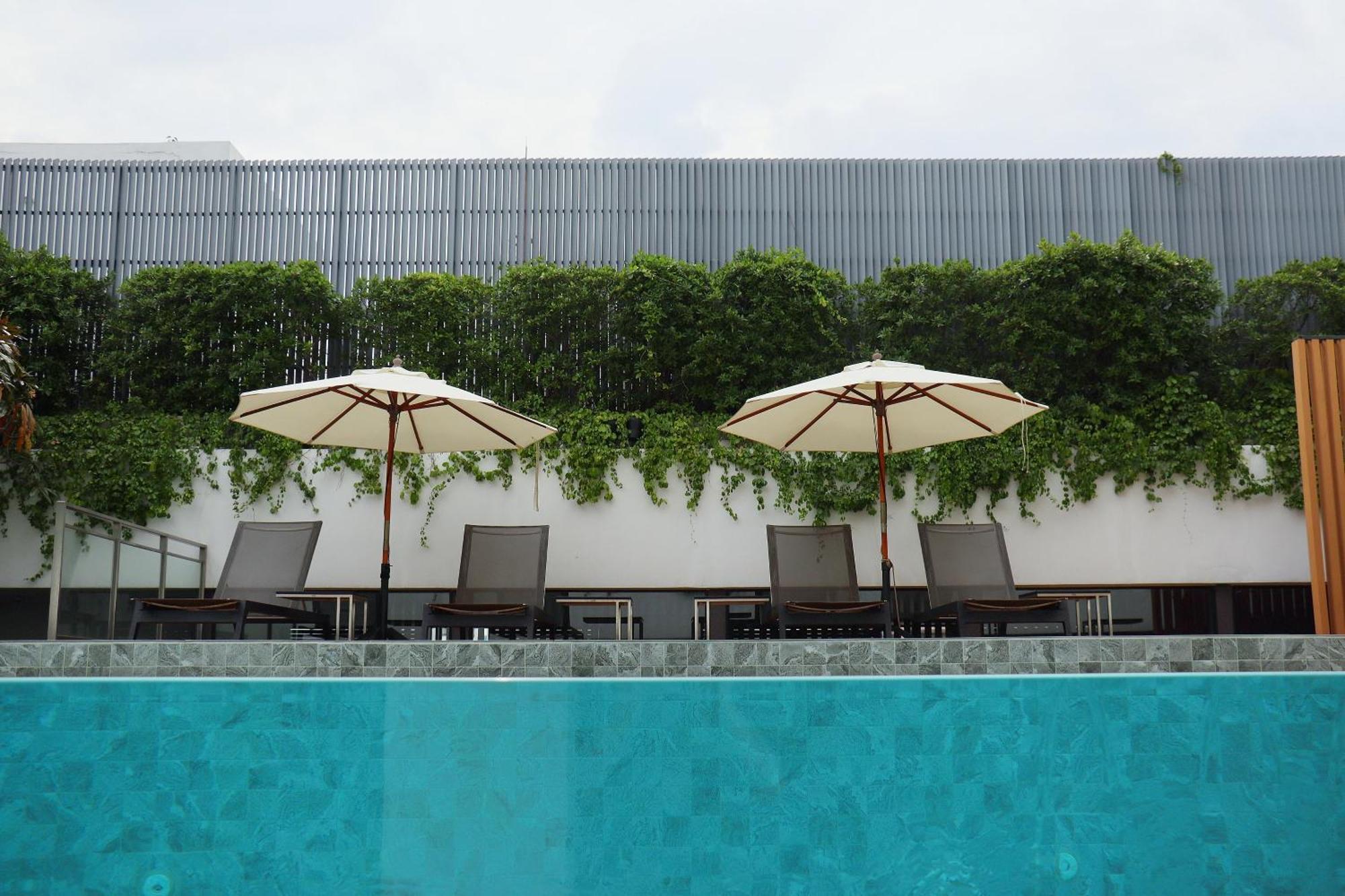 Amanta Hotel & Residence Sathorn Bangkok Exterior foto